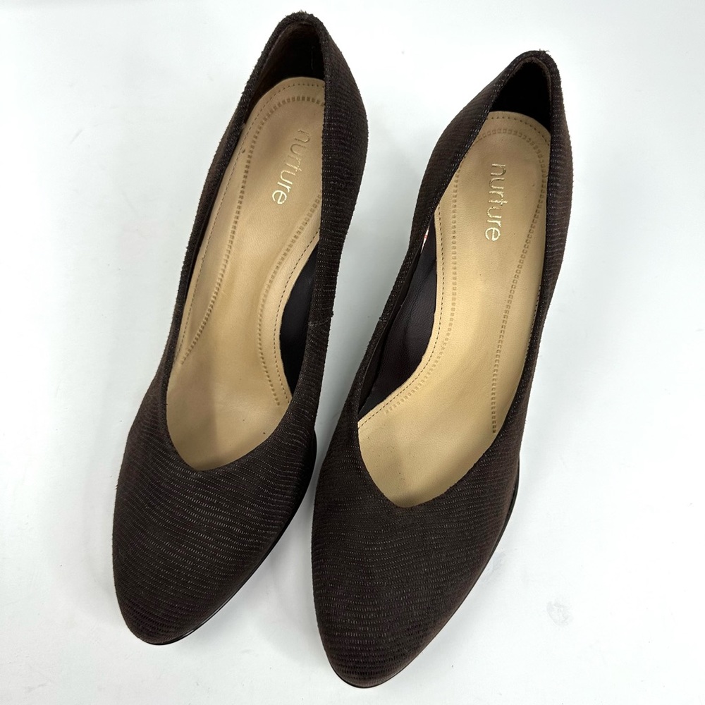 Nurture Paidyn Women’s Brown Leather Textured Heels - Picture 2 of 13